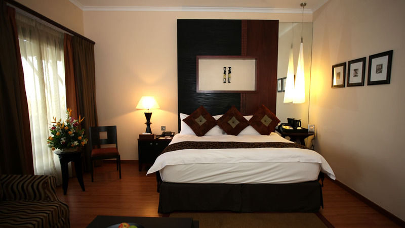 דאר א-סאלאם Sea Cliff Hotel מראה חיצוני תמונה