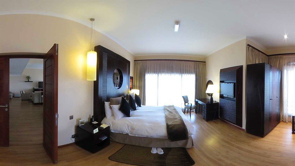 דאר א-סאלאם Sea Cliff Hotel מראה חיצוני תמונה