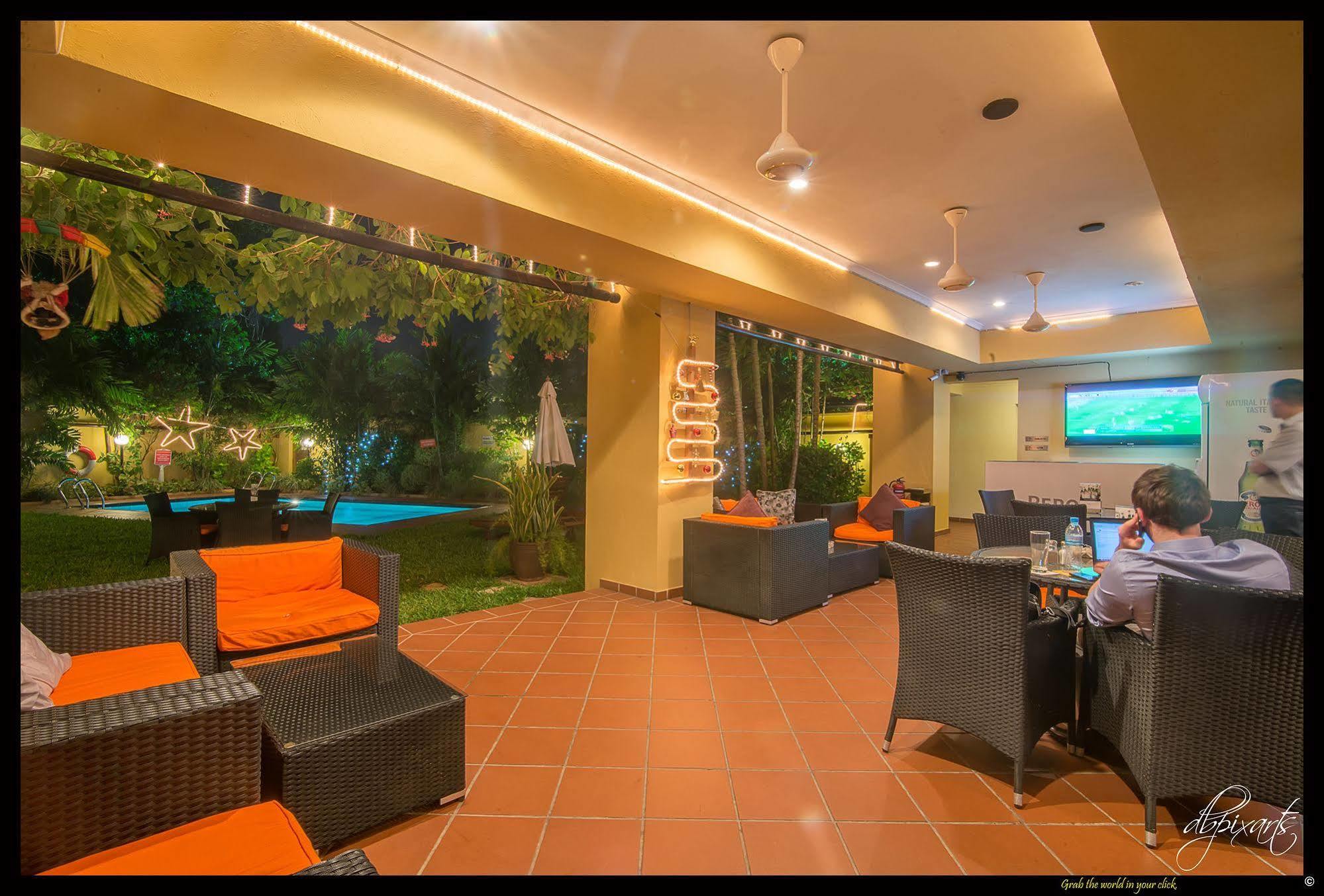 דאר א-סאלאם Sea Cliff Hotel מראה חיצוני תמונה
